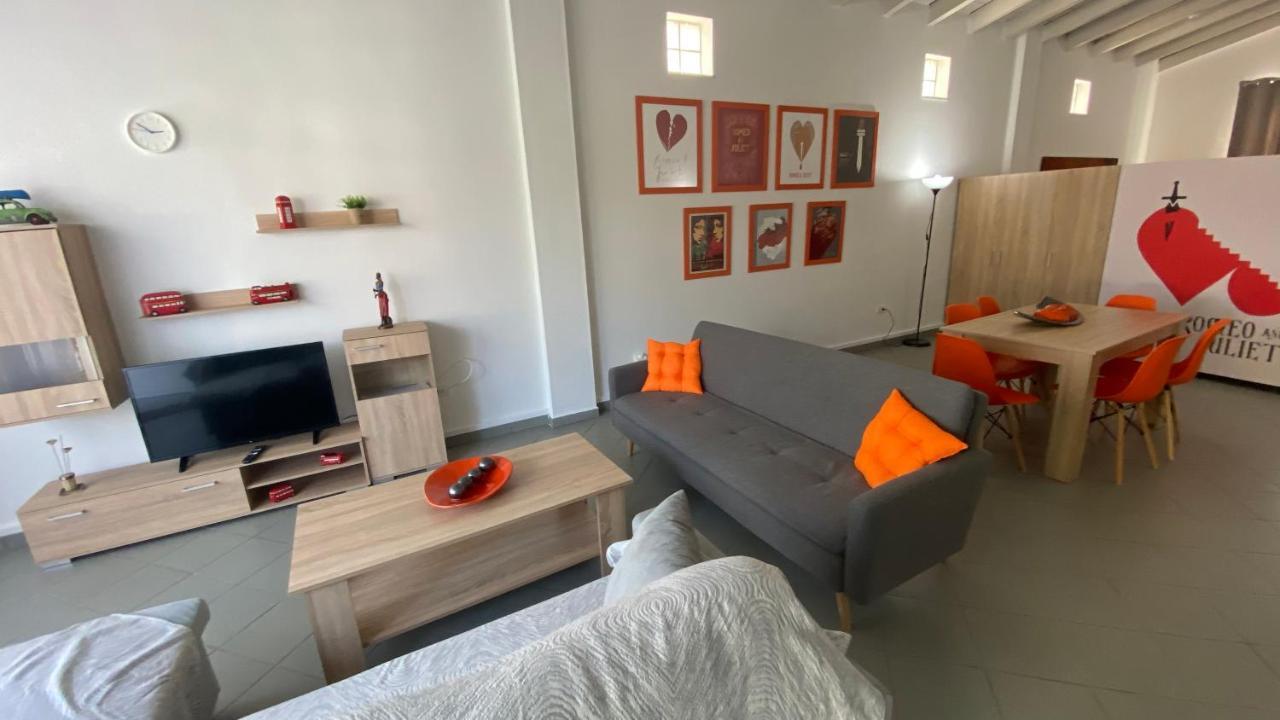 Appartamento Patras Romeο House Esterno foto