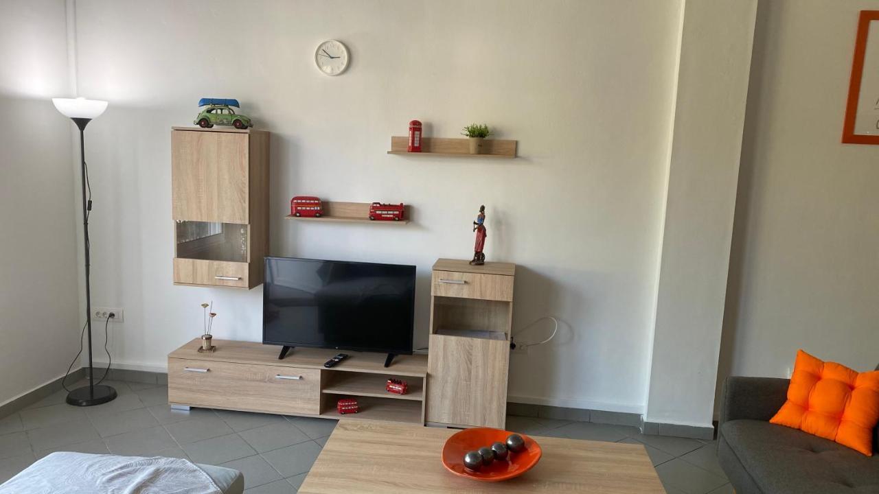 Appartamento Patras Romeο House Esterno foto