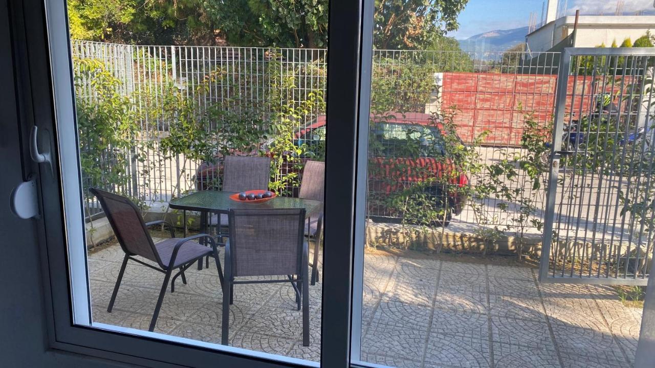 Appartamento Patras Romeο House Esterno foto