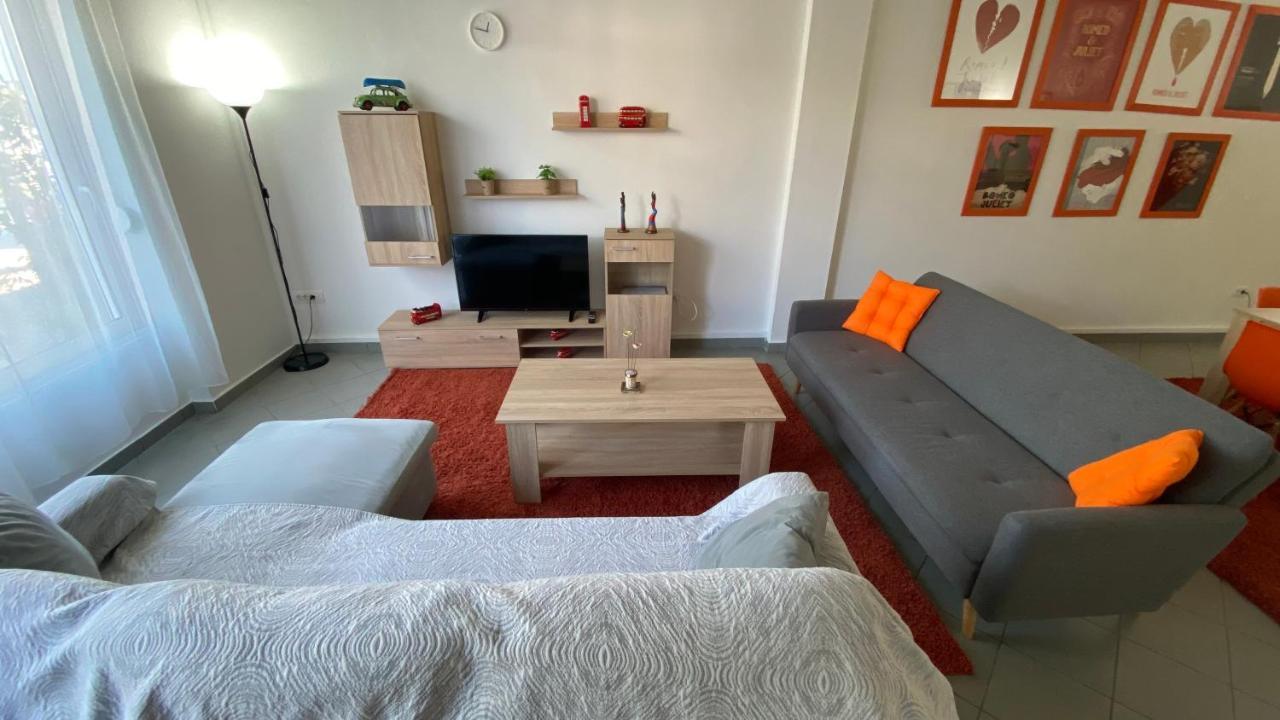 Appartamento Patras Romeο House Esterno foto