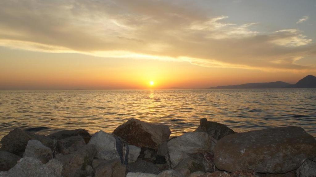 Appartamento Patras Romeο House Esterno foto